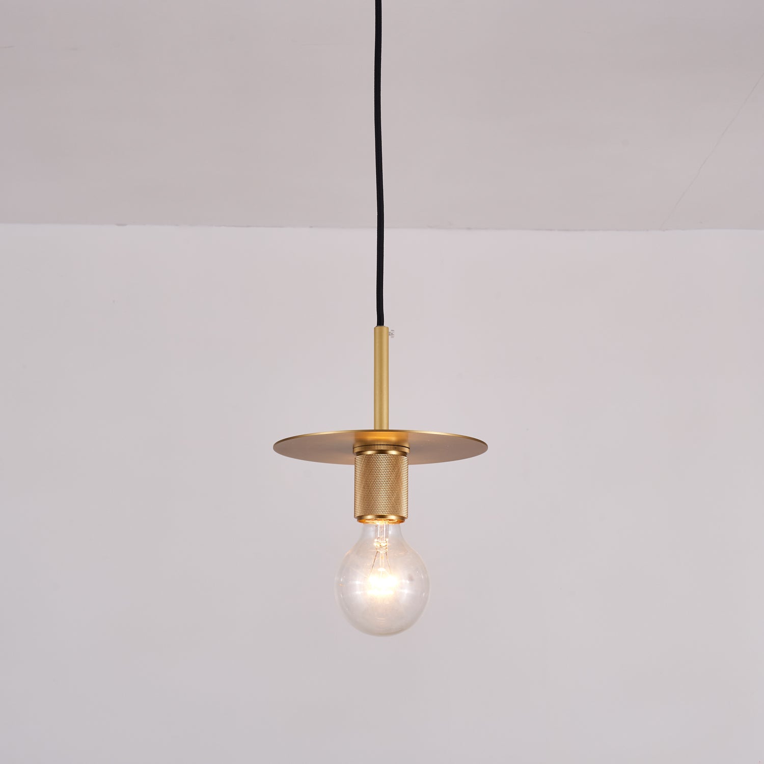 Allirus Modern Minimalist Nordic Brass Pendant Light-Neutral Decor