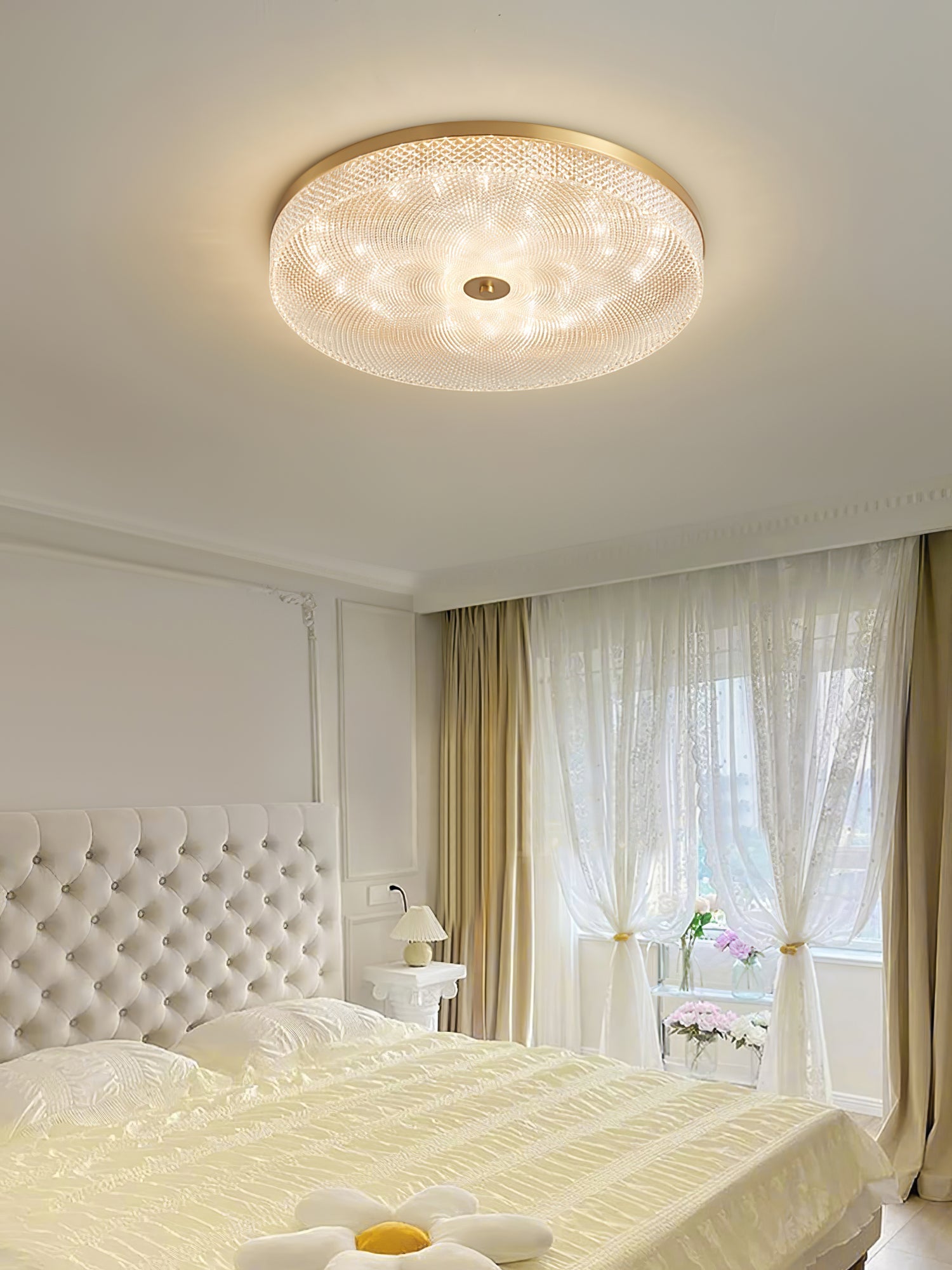 Ovelion Modern Minimalist Striped Ceiling Light-Neutral Decor