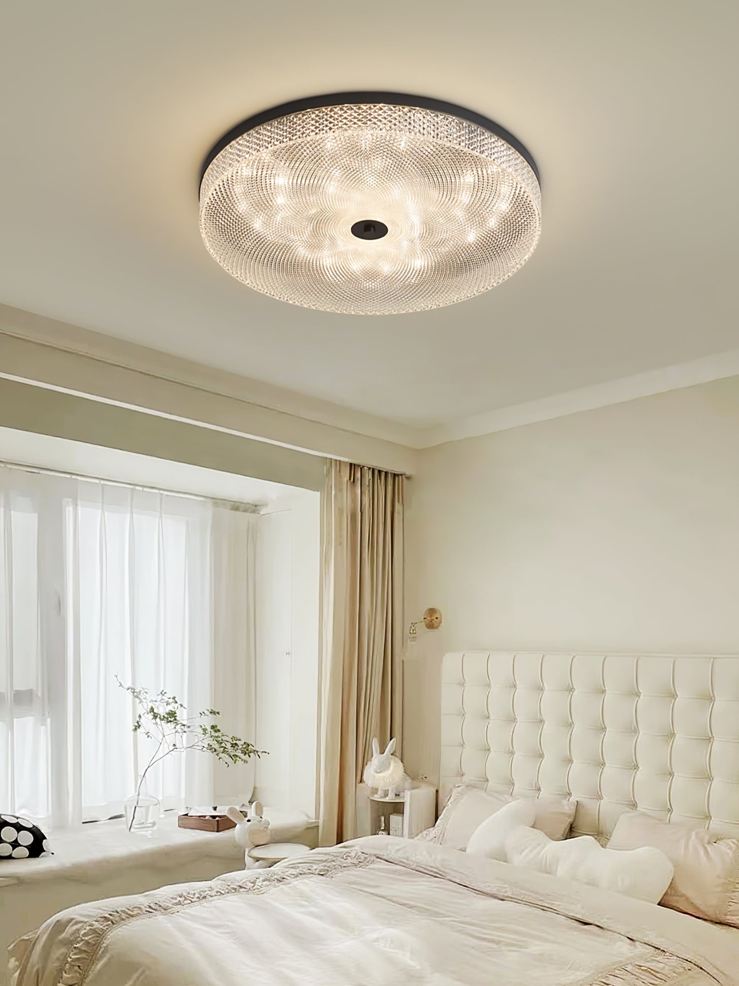 Ovelion Modern Minimalist Striped Ceiling Light-Neutral Decor