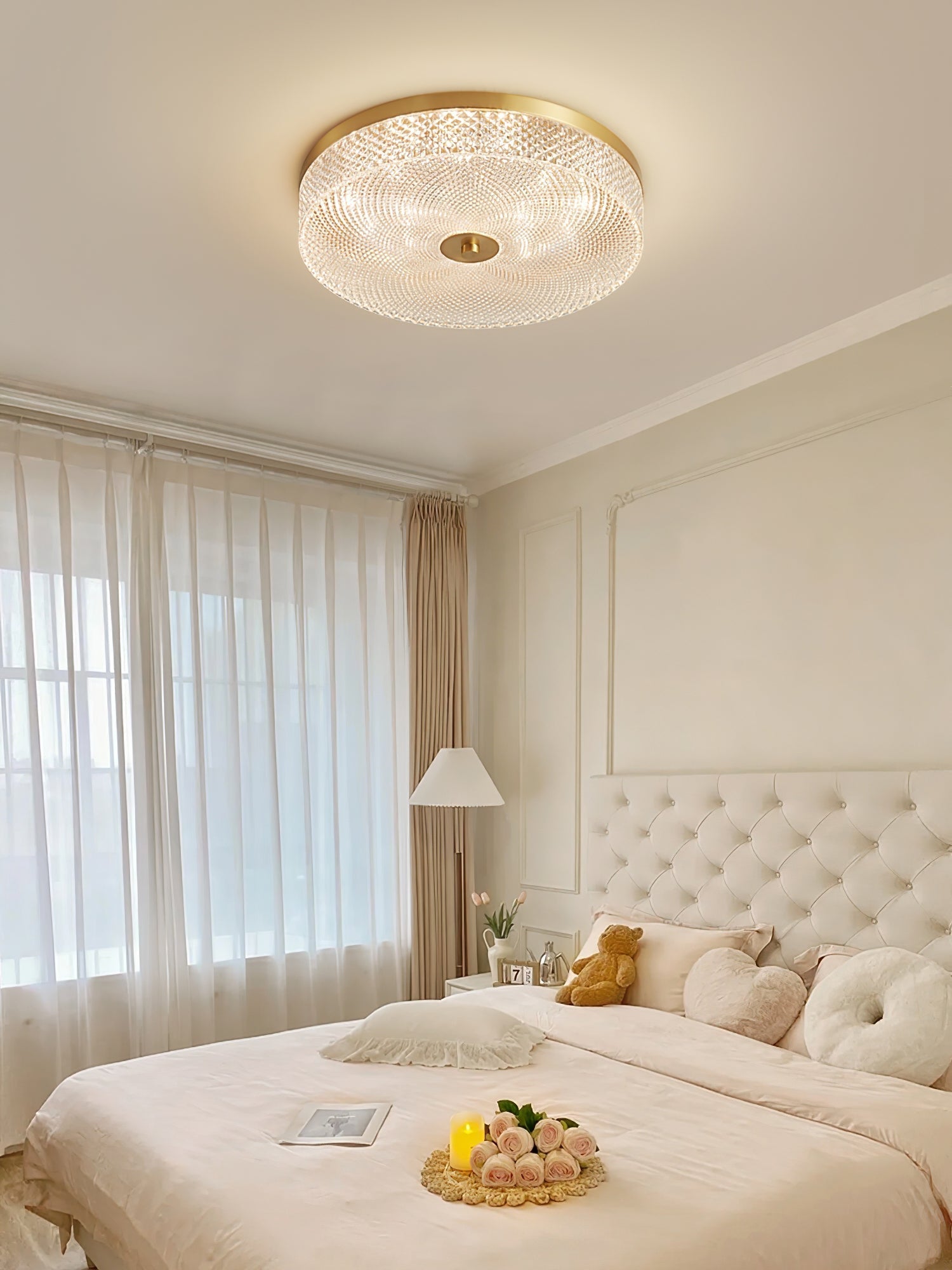 Ovelion Modern Minimalist Striped Ceiling Light-Neutral Decor