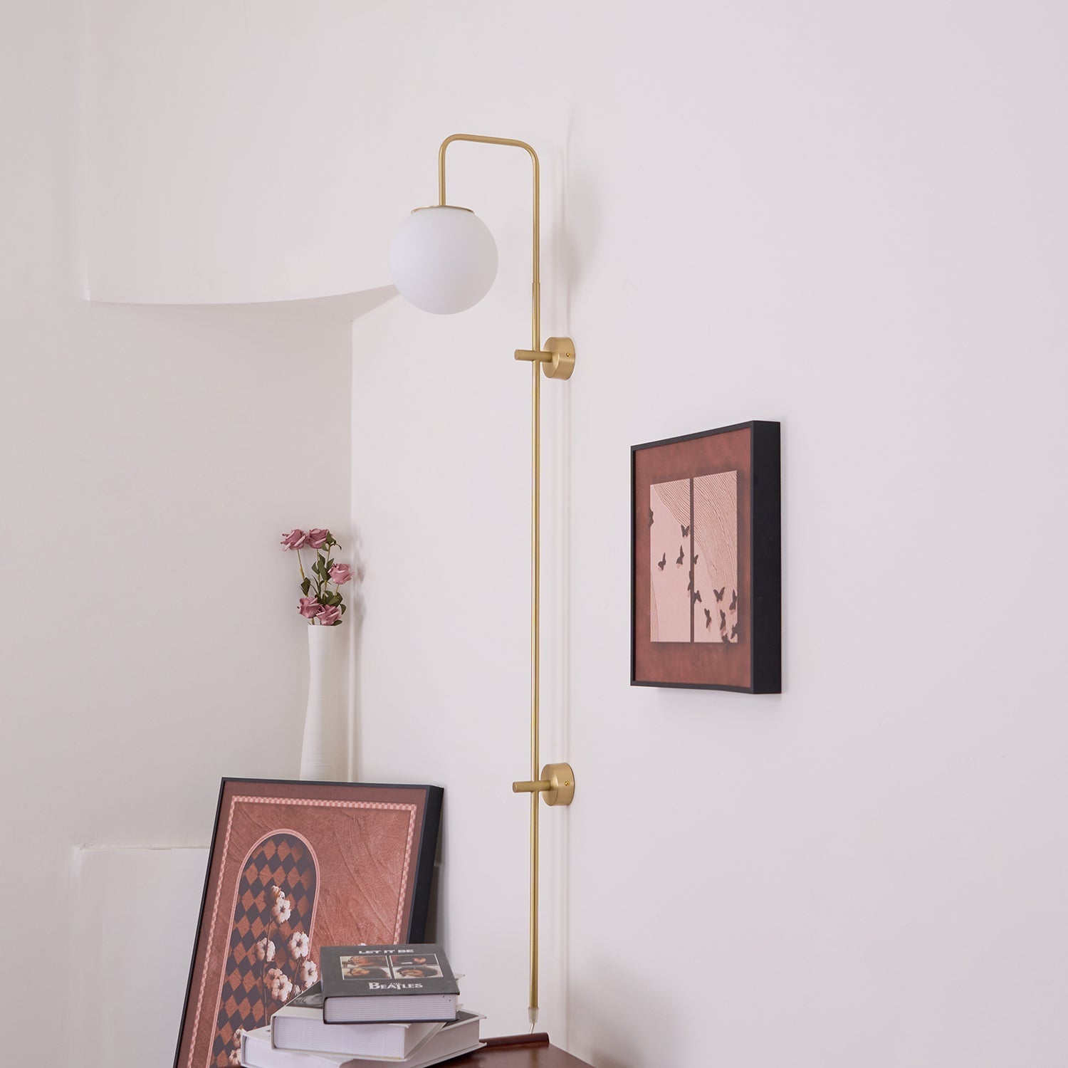 Evshaia Premium Elegance Globe Plug-in Brass Glass Sconce Wall lamp-Neutral Decor