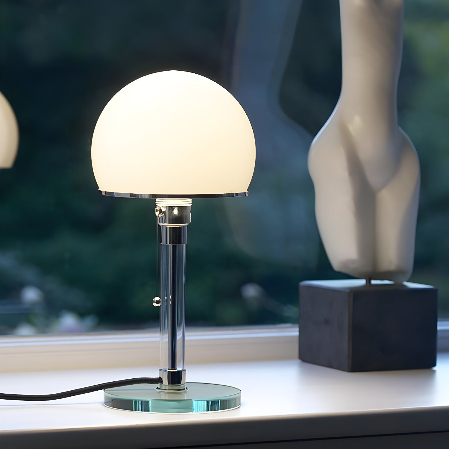 Fane Glass Artistic Table Lamp-Neutral Decor