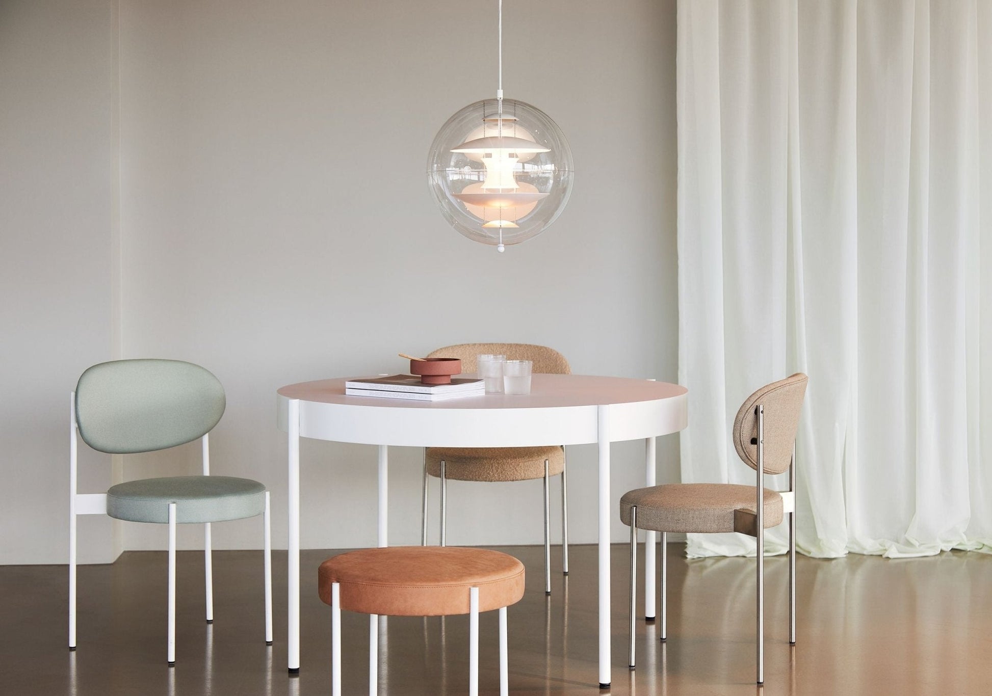 Gyan Futuristic Pendant Lamp-Neutral Decor