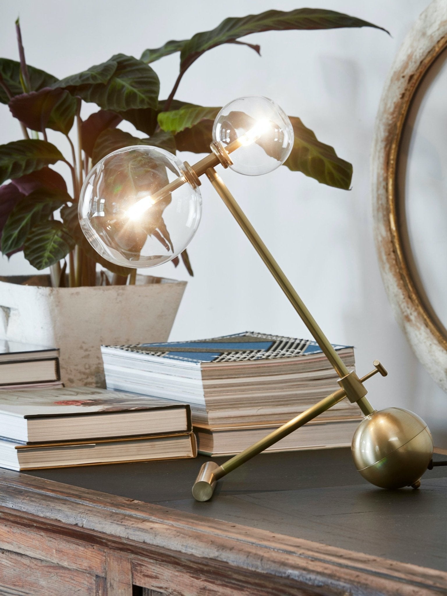 Deno Modern Table Lamp-Neutral Decor