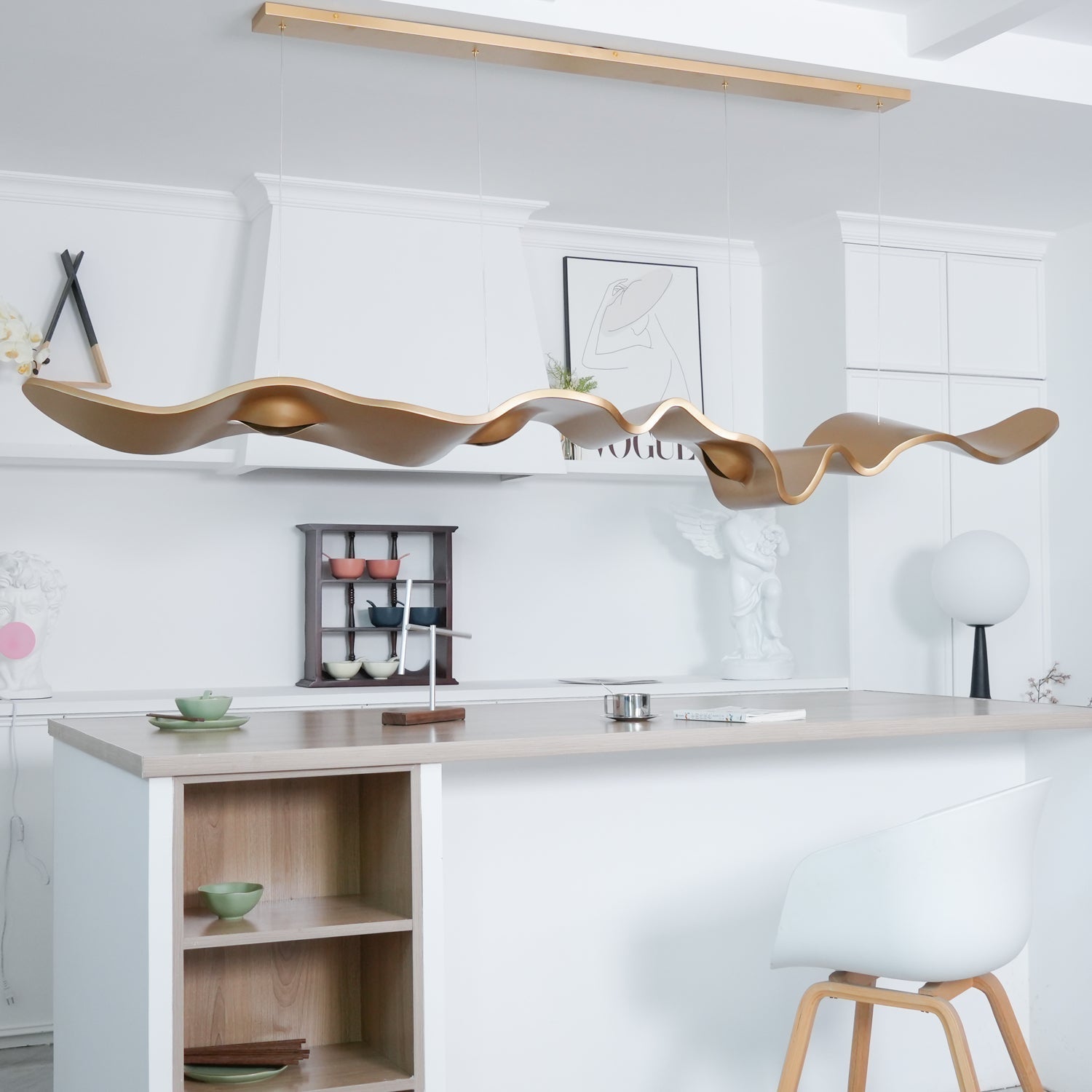 Raelis Gold Ribbon Chandelier-Neutral Decor