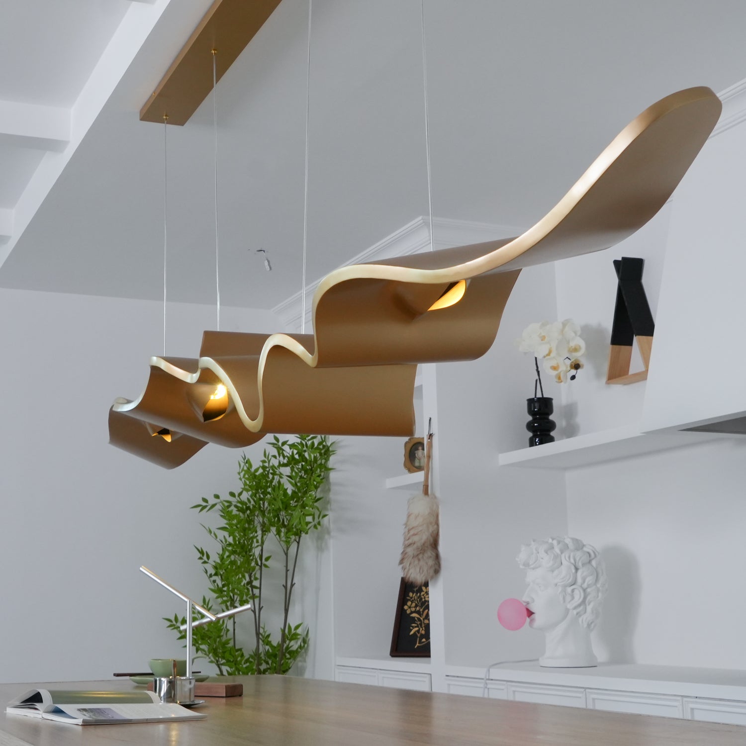 Raelis Gold Ribbon Chandelier-Neutral Decor