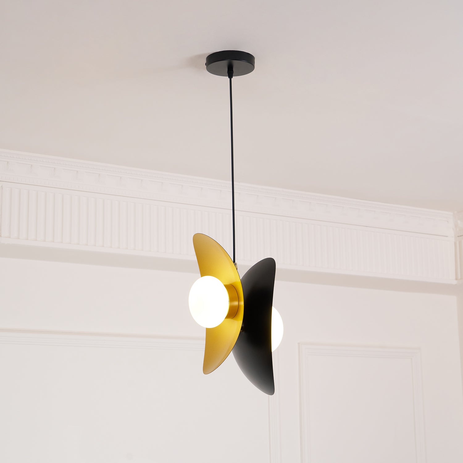 Fioran Contemporary Pendant Lamp-Neutral Decor