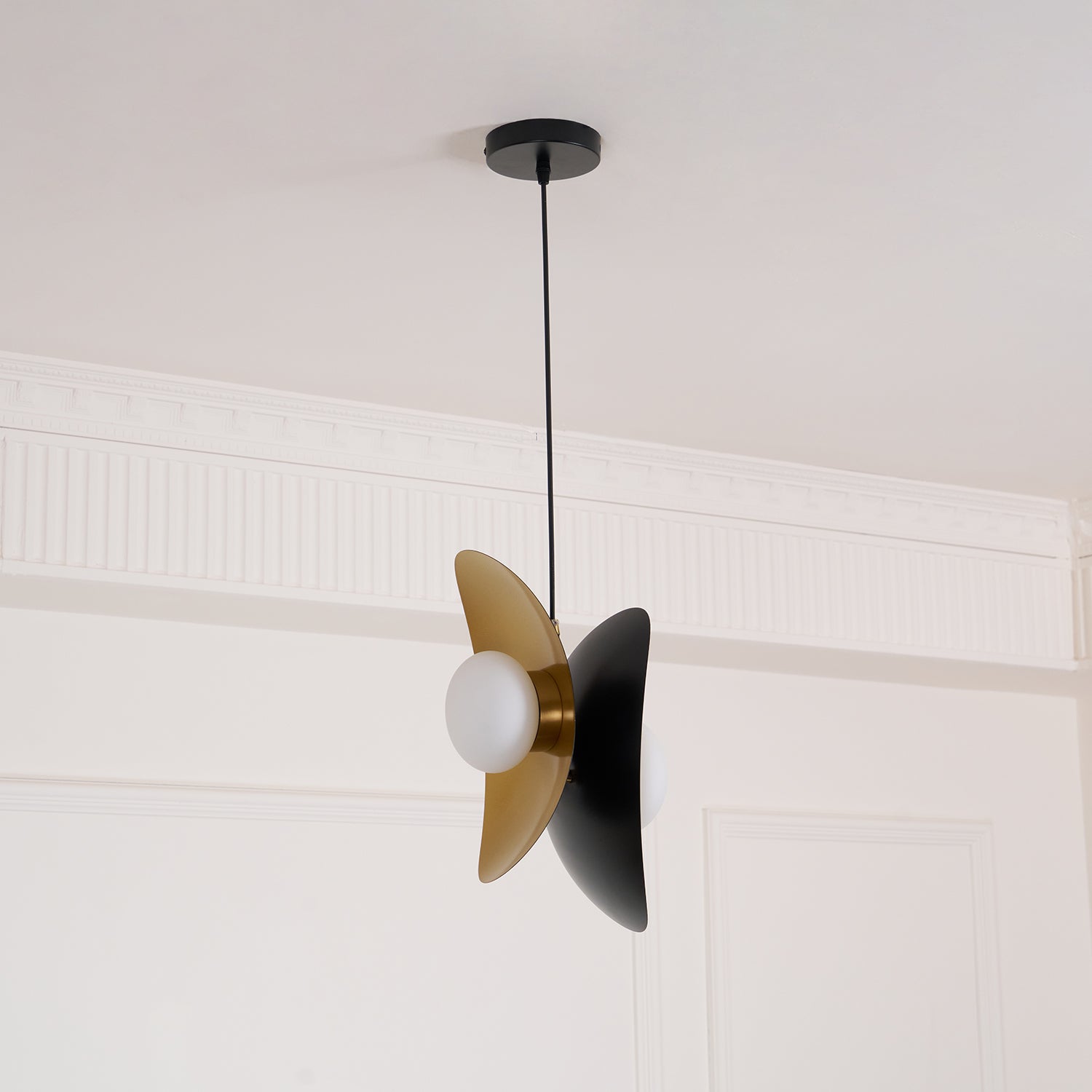 Fioran Contemporary Pendant Lamp-Neutral Decor