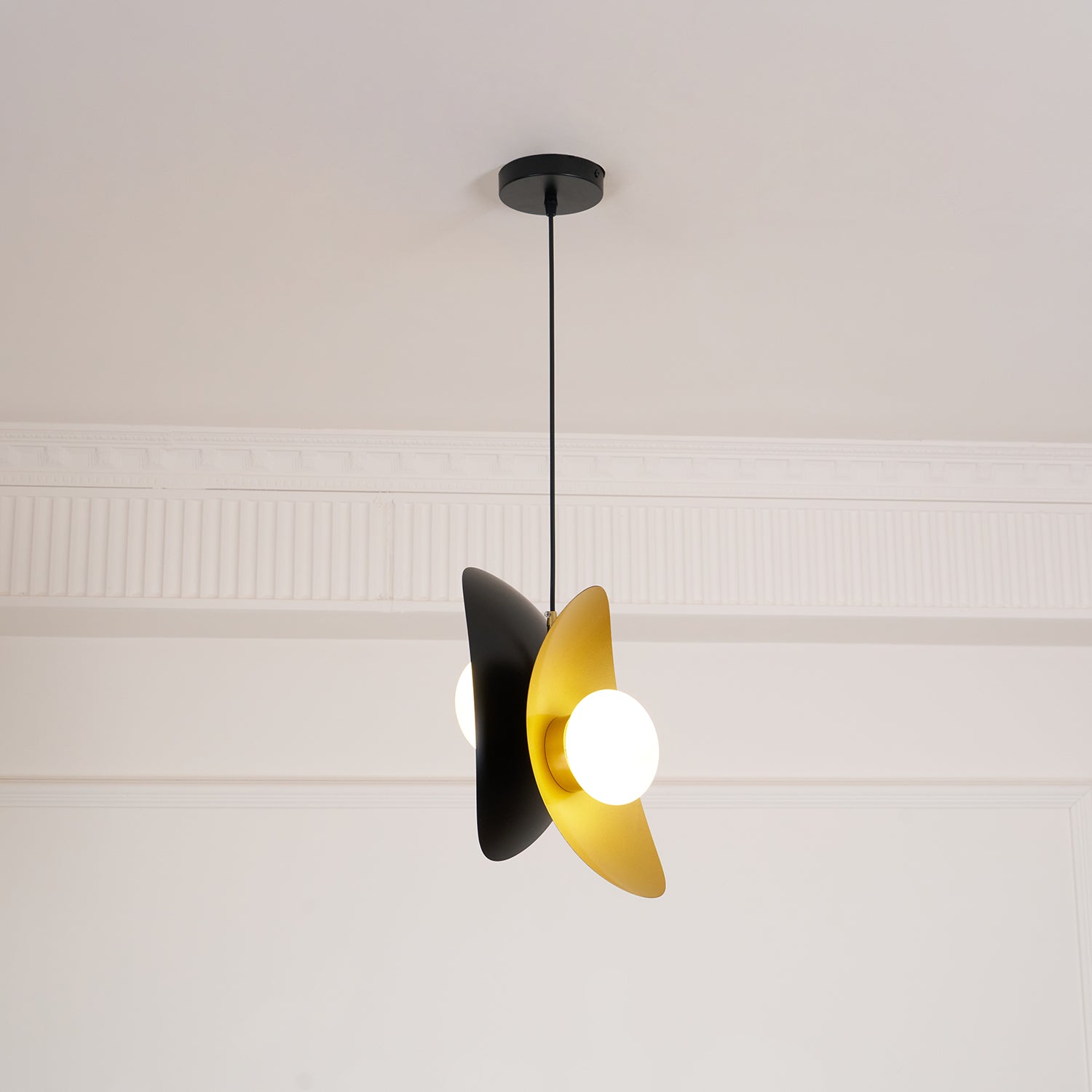Fioran Contemporary Pendant Lamp-Neutral Decor