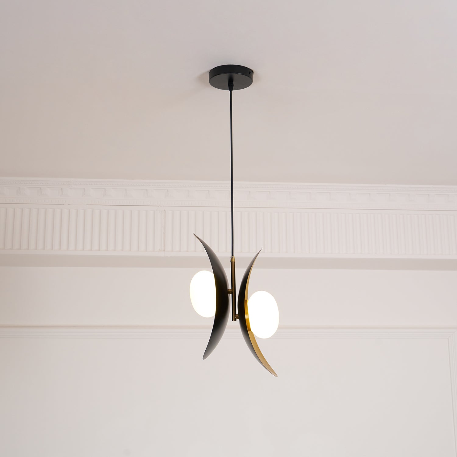 Fioran Contemporary Pendant Lamp-Neutral Decor
