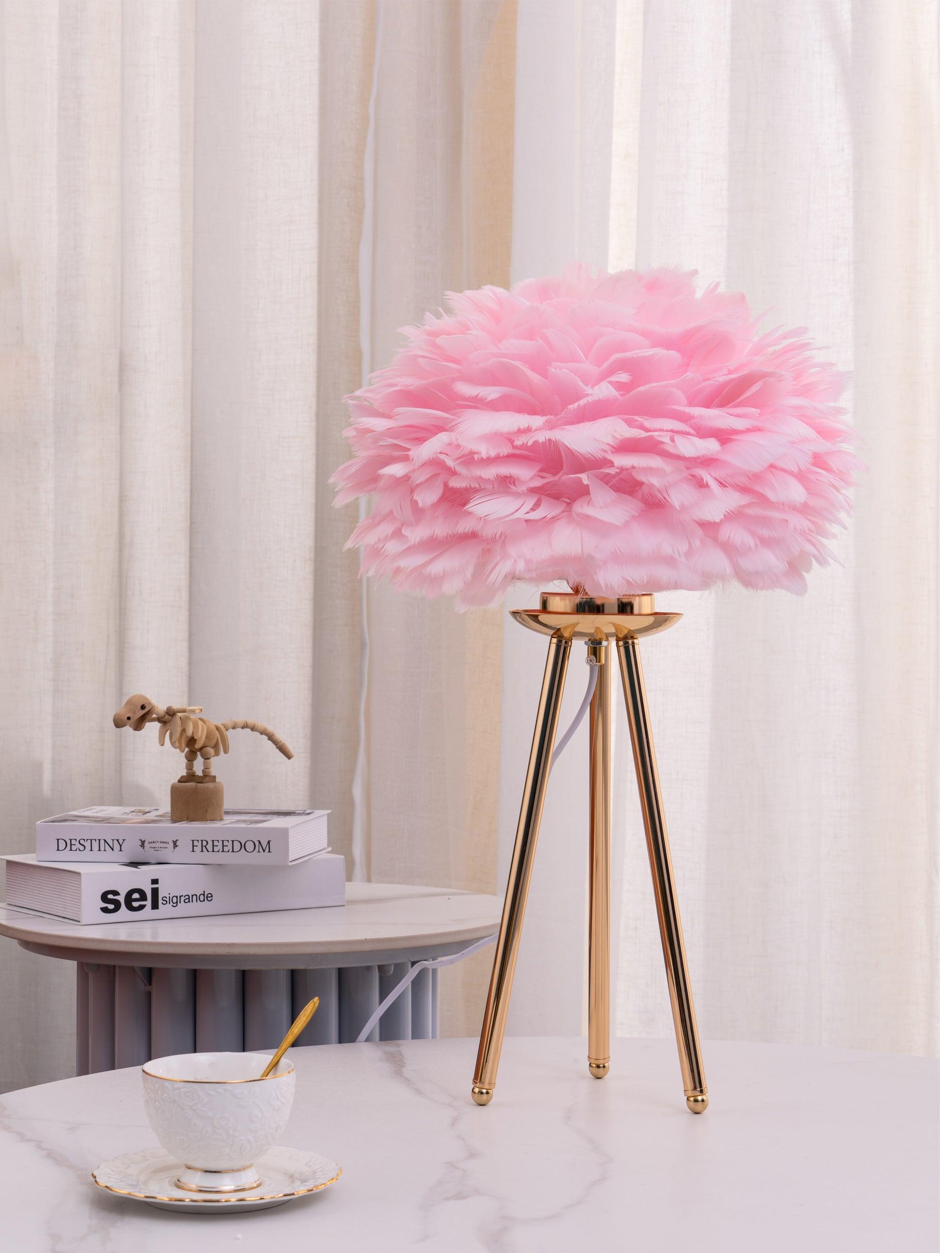 Nilo Feather Feminine Table Lamp-Neutral Decor