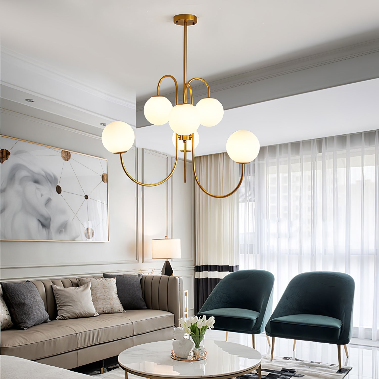 Lustra Chandelier Brass Globe Cluster Curved Arm-Neutral Decor
