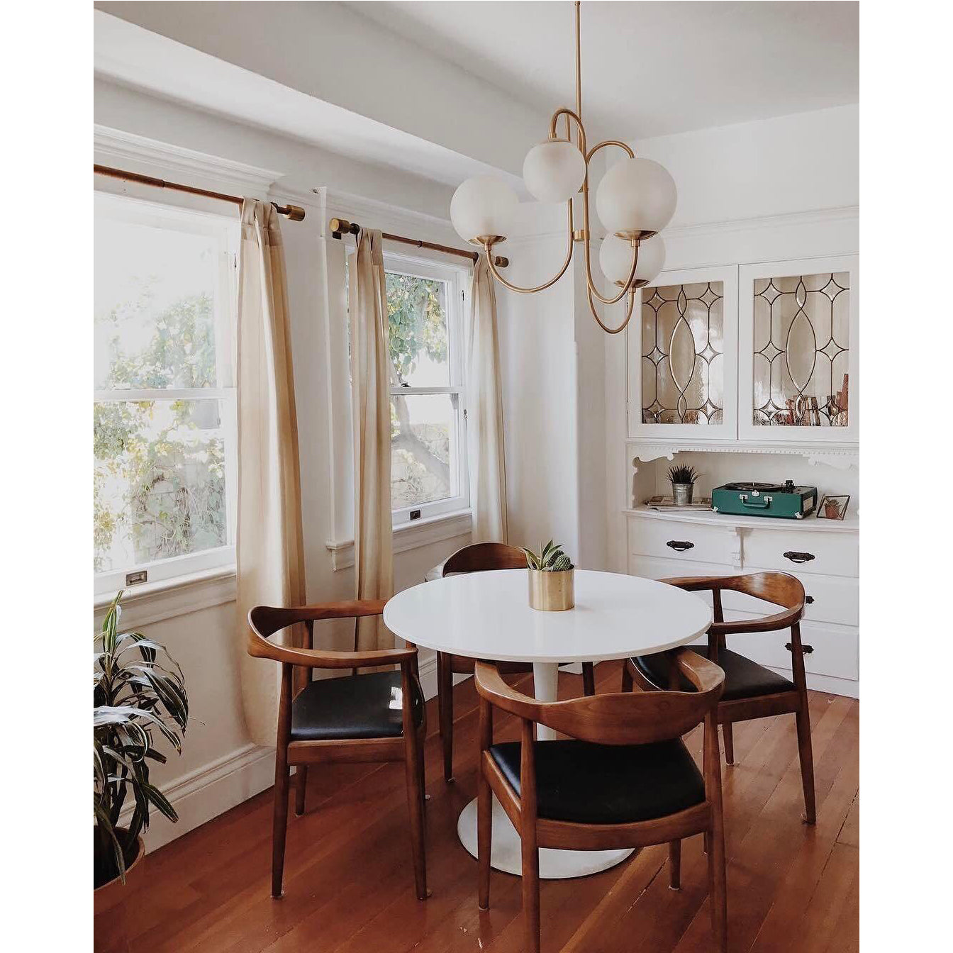 Amara Chandelier