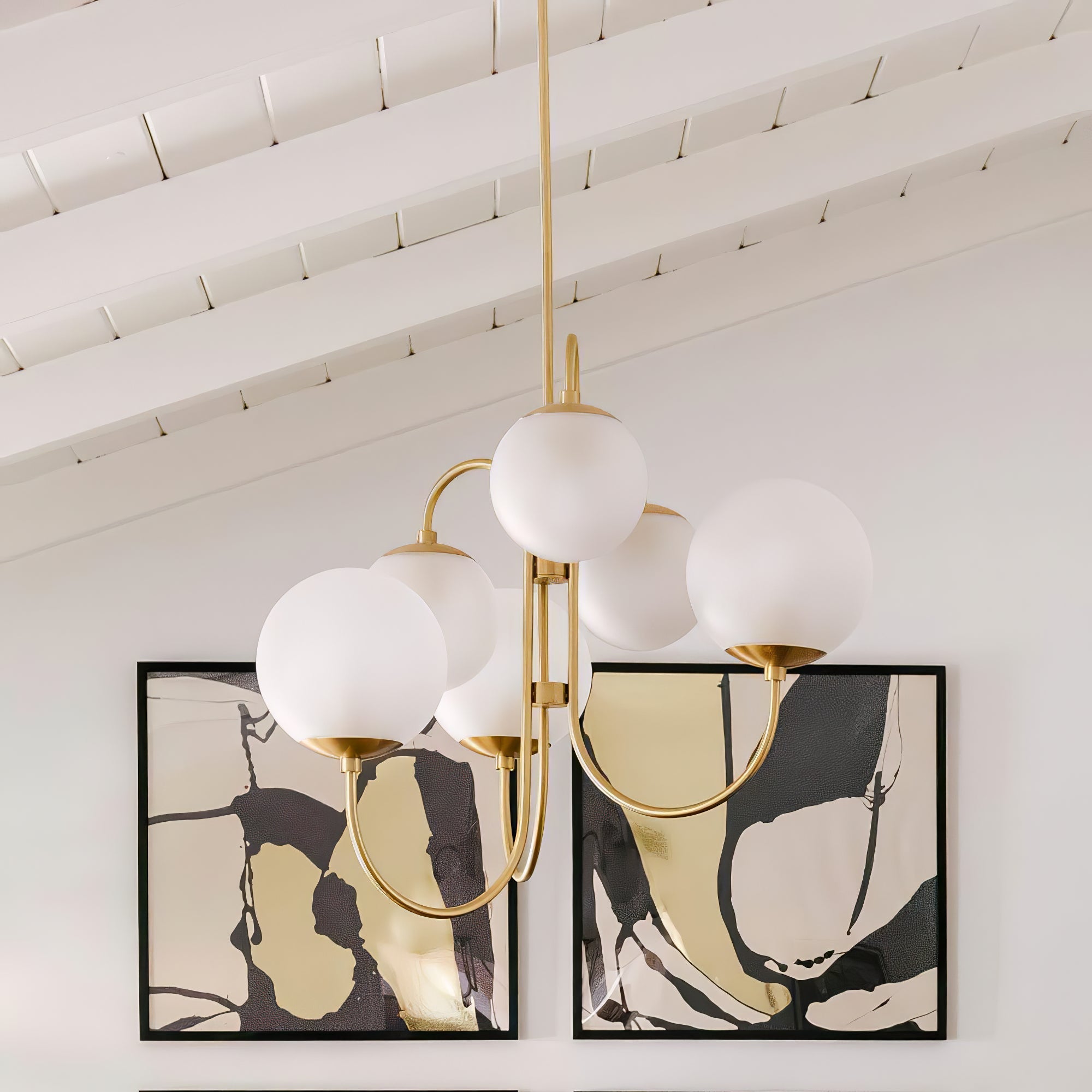 Lustra Chandelier Brass Globe Cluster Curved Arm-Neutral Decor