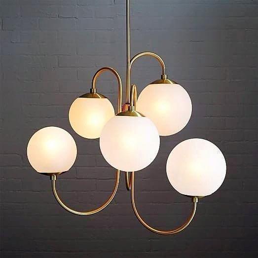 Lustra Chandelier Brass Globe Cluster Curved Arm-Neutral Decor