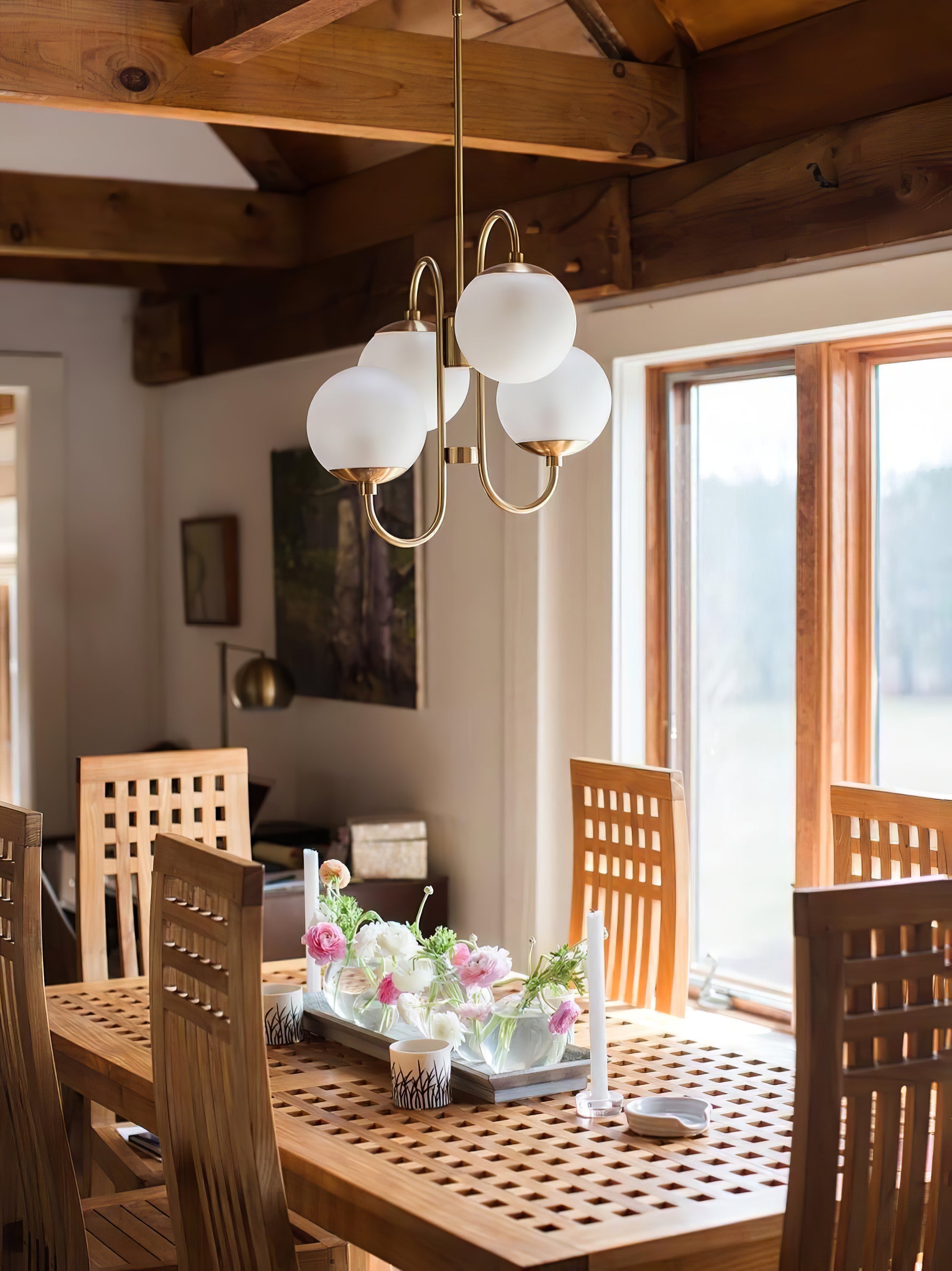 Lustra Chandelier Brass Globe Cluster Curved Arm-Neutral Decor