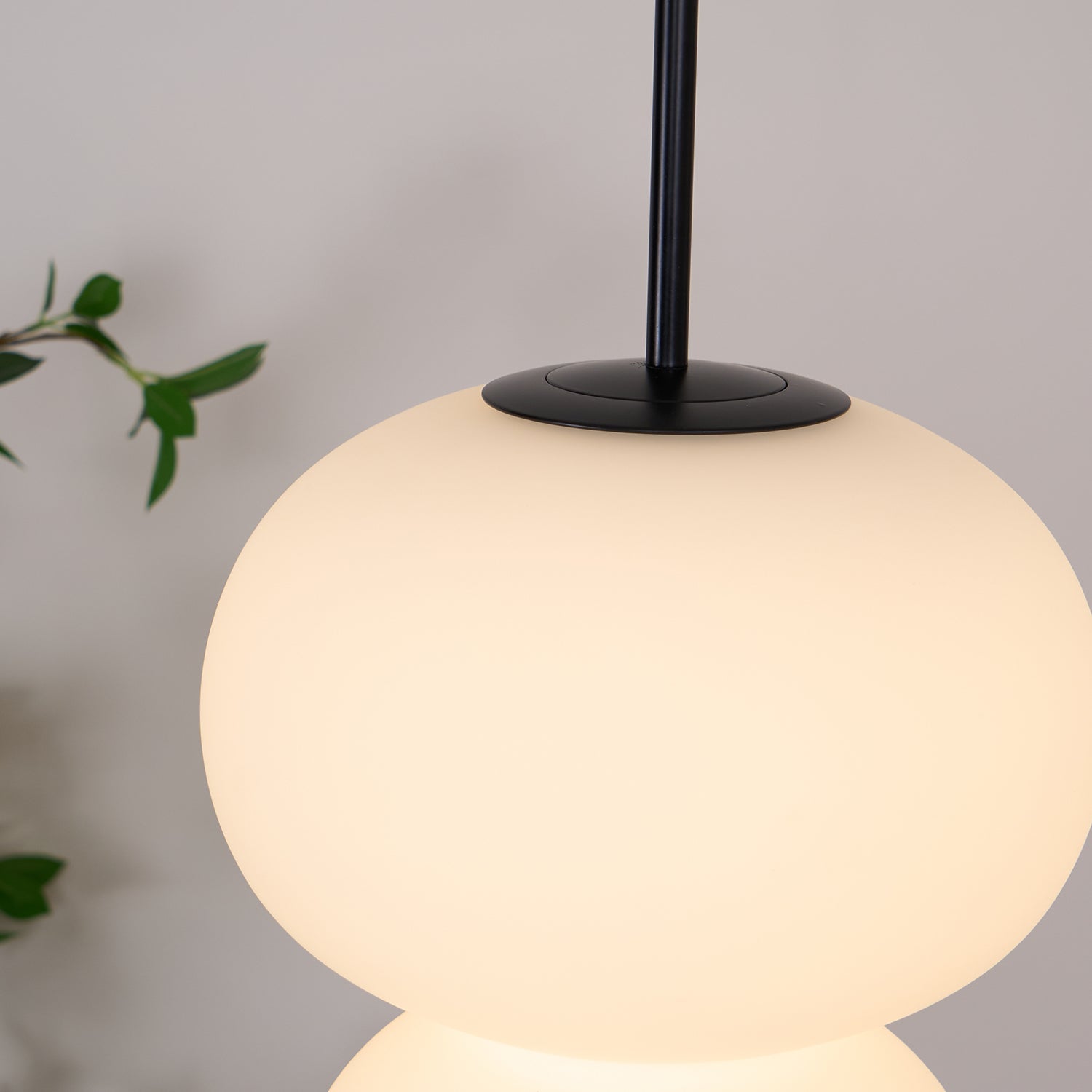 Xalt Minimalist Glass Pendant Light-Neutral Decor
