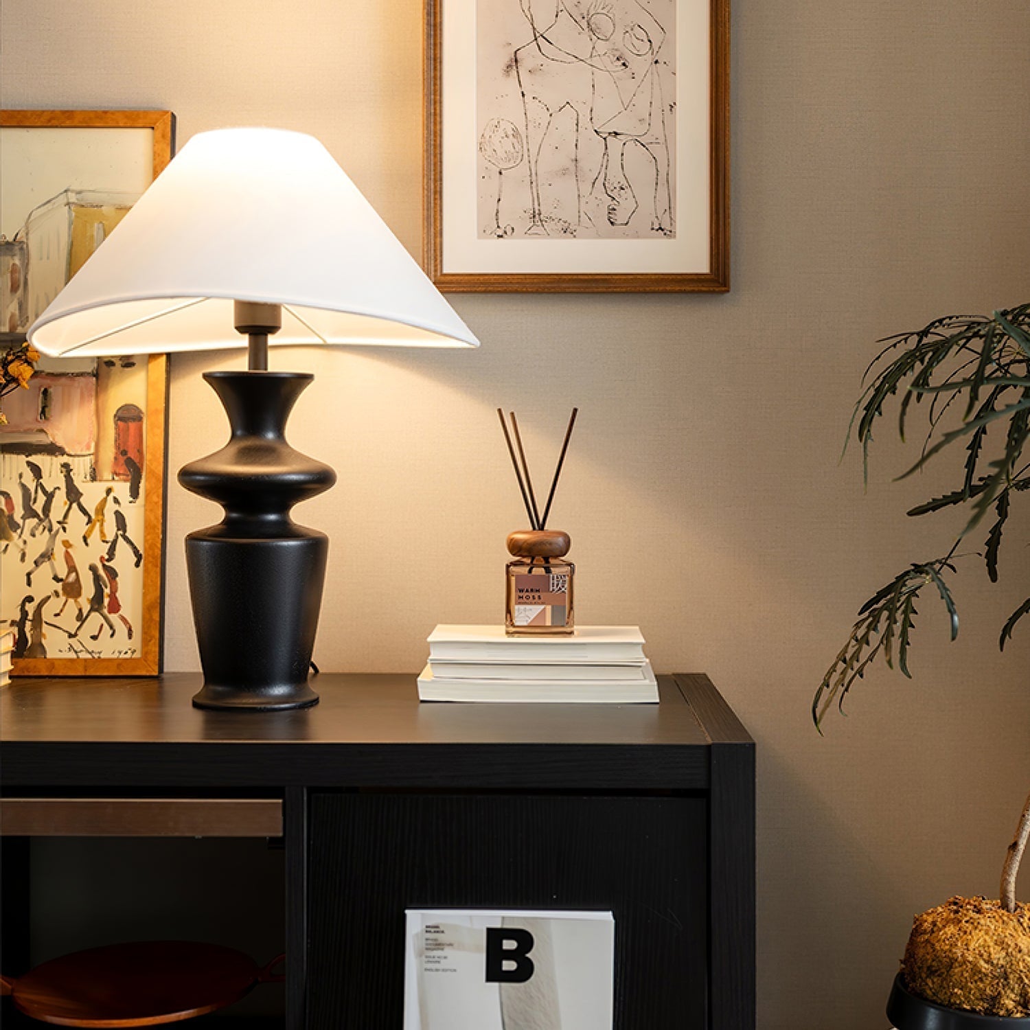 Arius Vintage Wood Table Lamp-Neutral Decor
