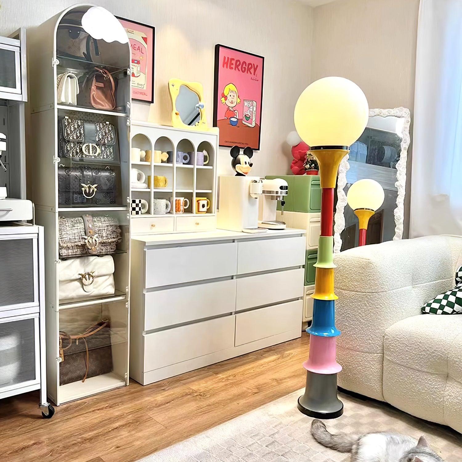Zinnia Floor Lamp