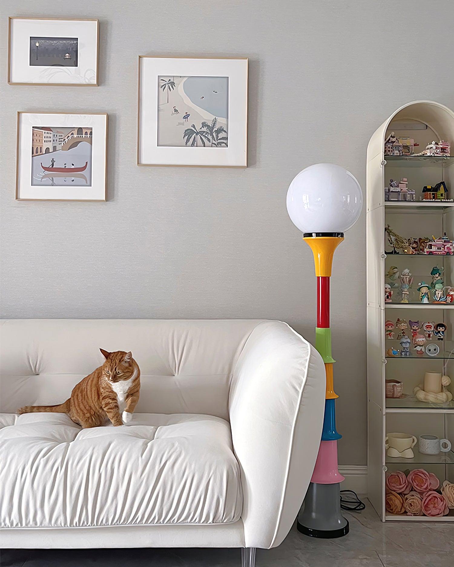 Zinnia Floor Lamp