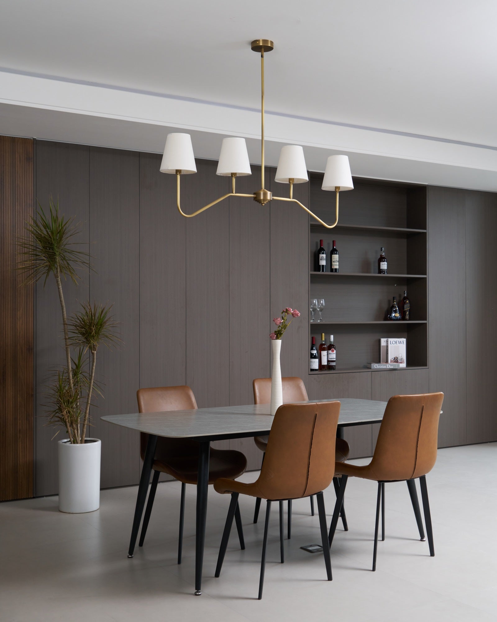 Lustra Chandelier Brass Curved Beige Linear-Neutral Decor