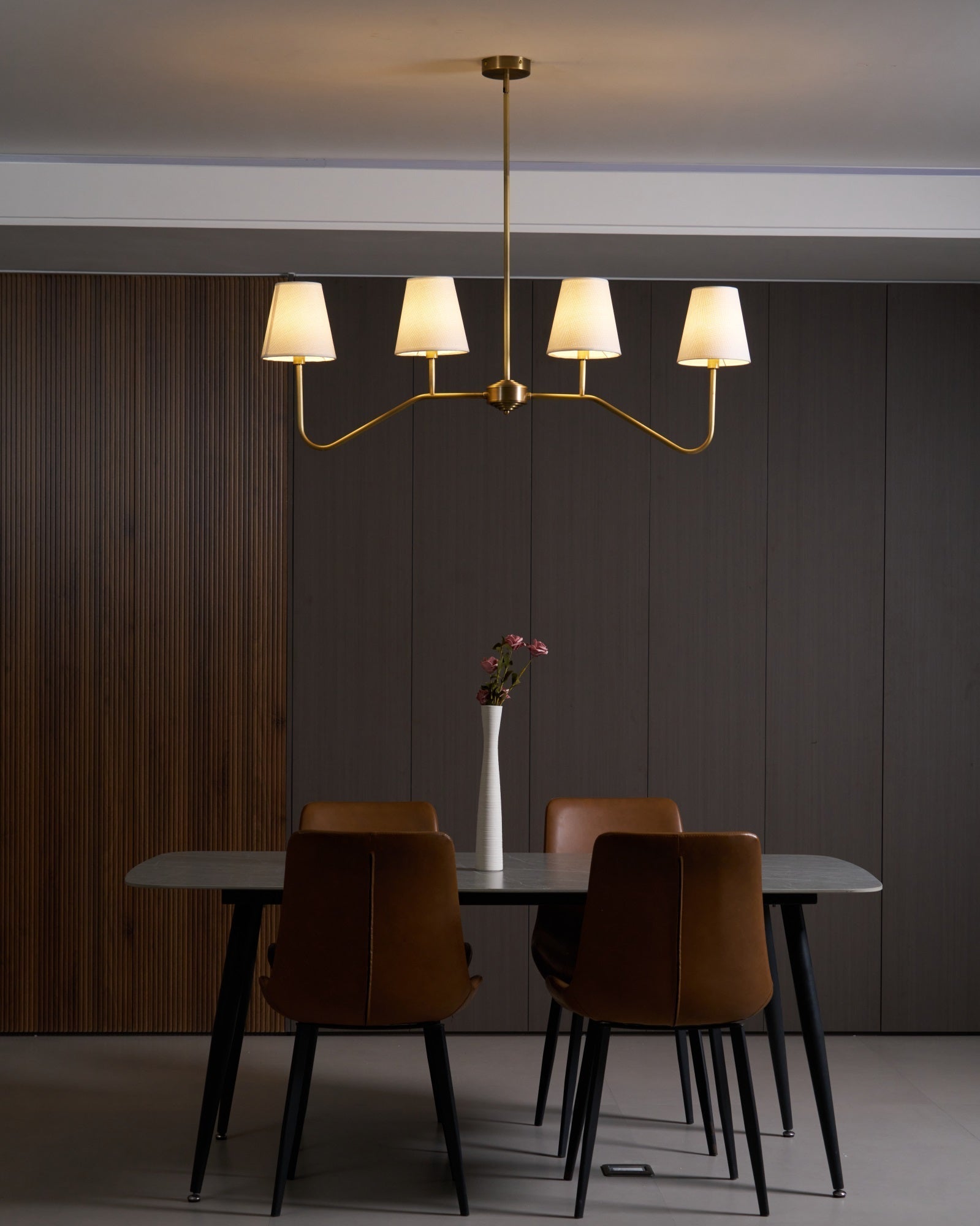 Lustra Chandelier Brass Curved Beige Linear-Neutral Decor