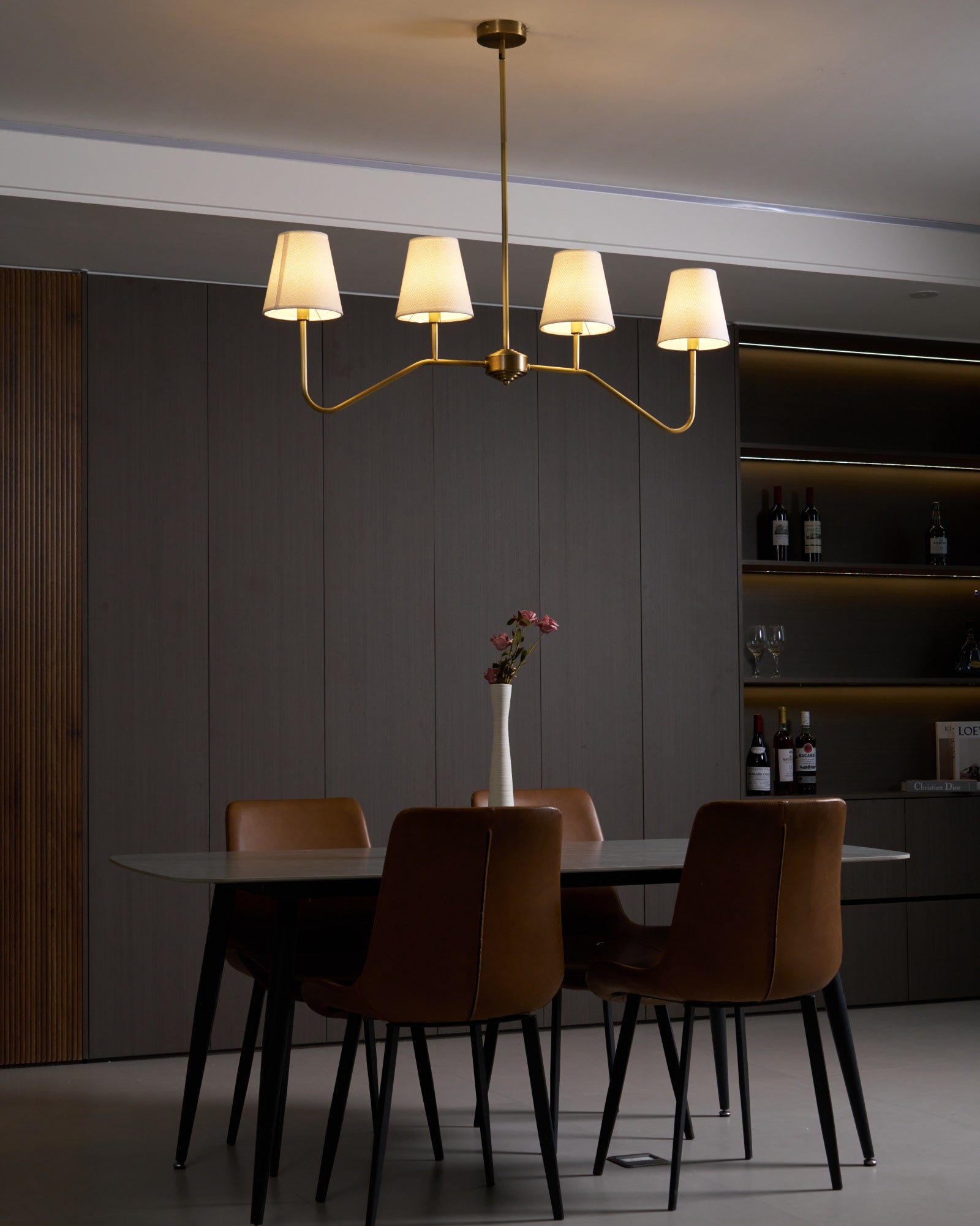 Lustra Chandelier Brass Curved Beige Linear-Neutral Decor