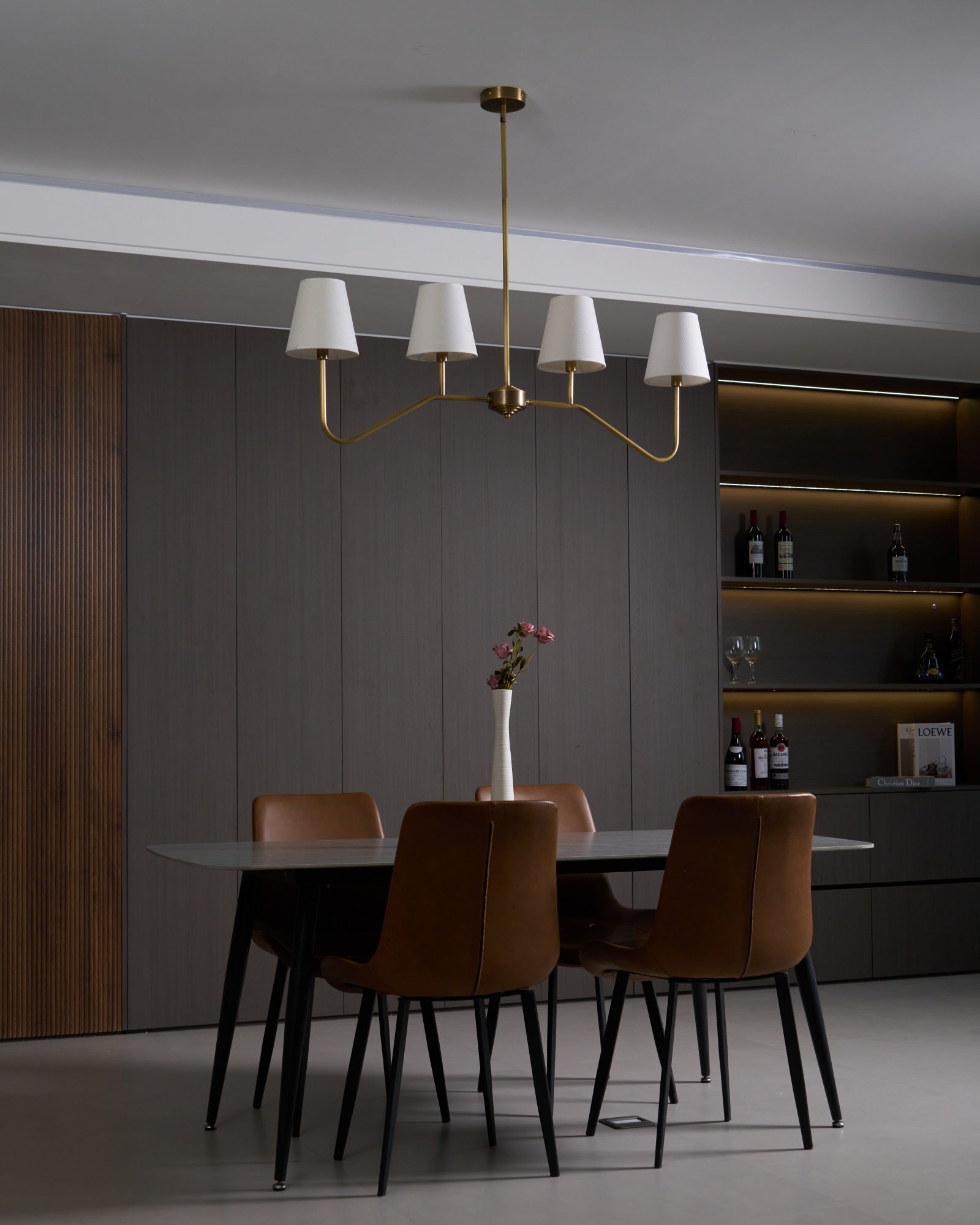 Lustra Chandelier Brass Curved Beige Linear-Neutral Decor