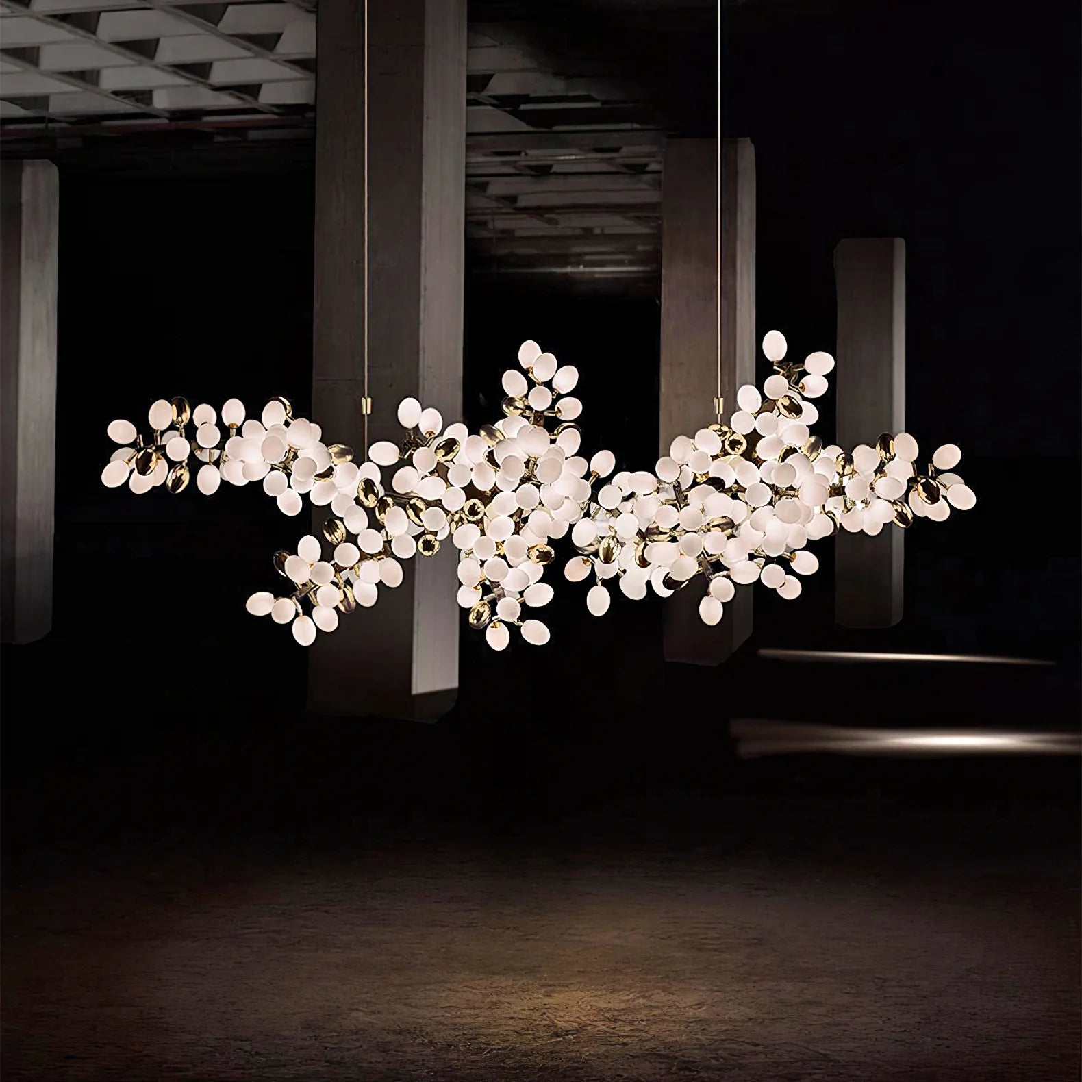 Aldo Elegant Droplet Glass Chandelier-Neutral Decor