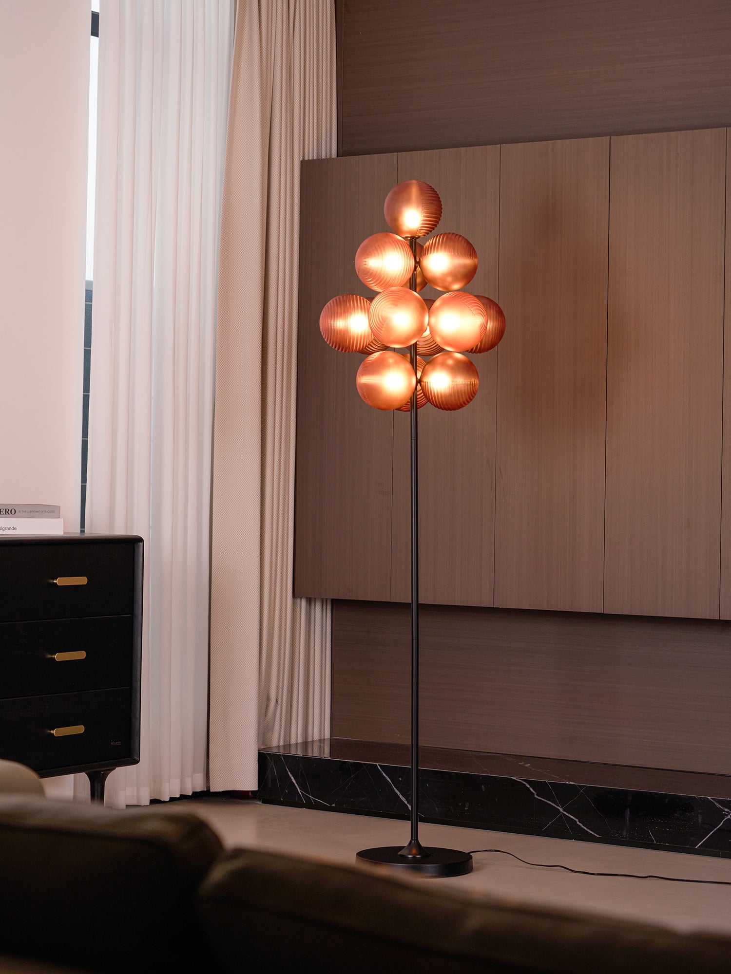 Nyrain Glass Artistic Floor Lamp-Neutral Decor