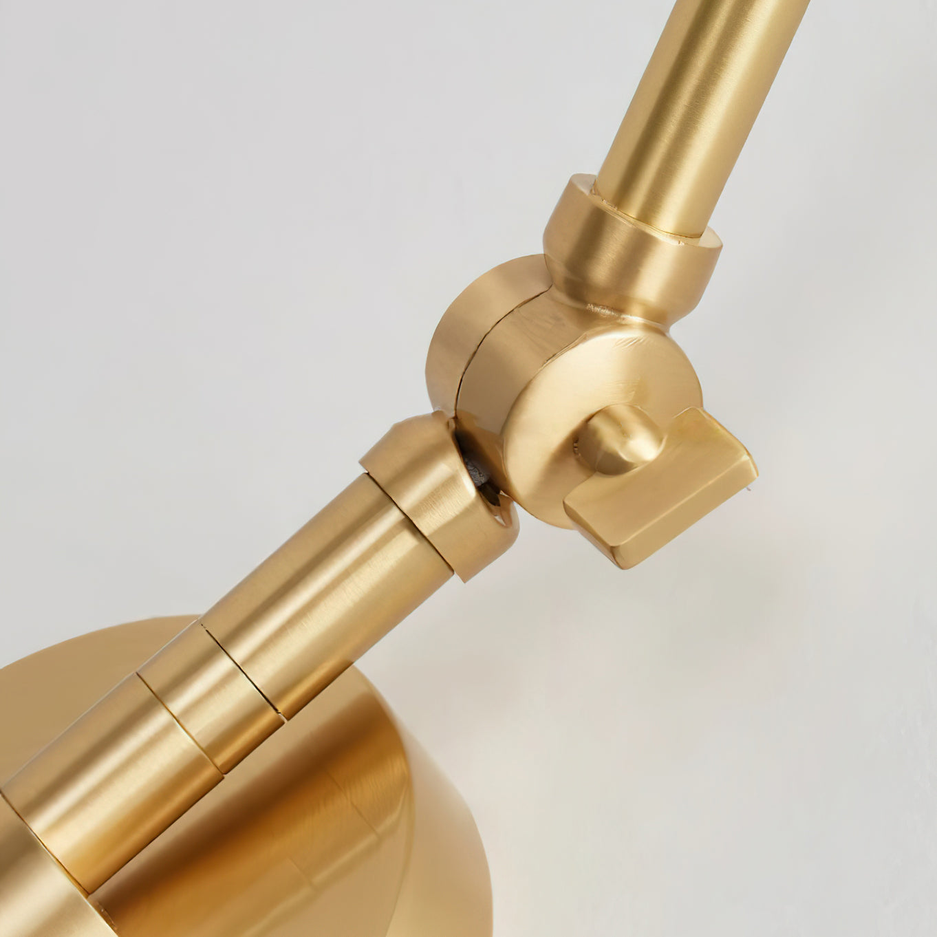 Veldin Adjustable Wall Lamp