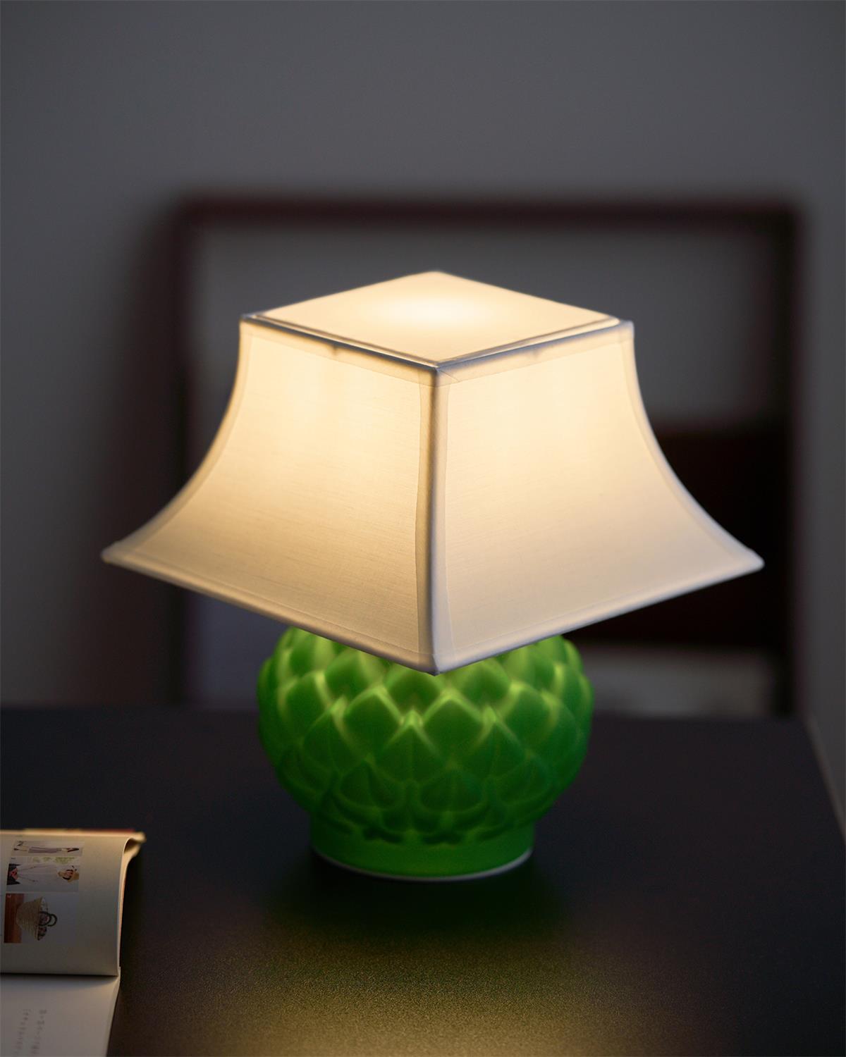 Grennet Table Lamp