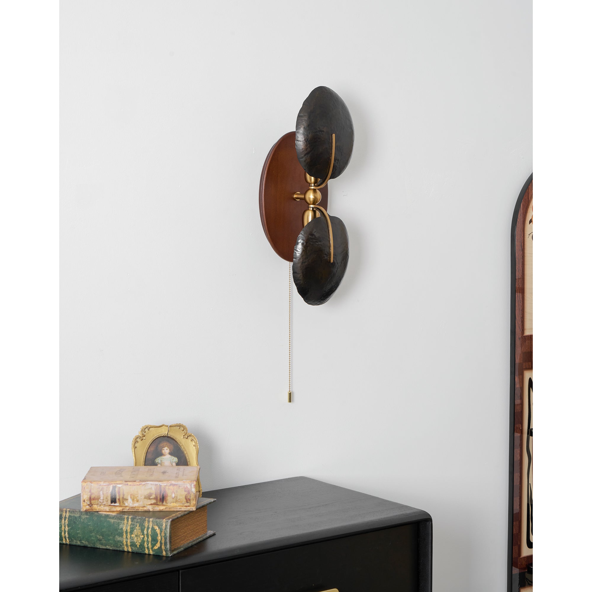 Dimensions overlay on the Greta Wall Lamp.