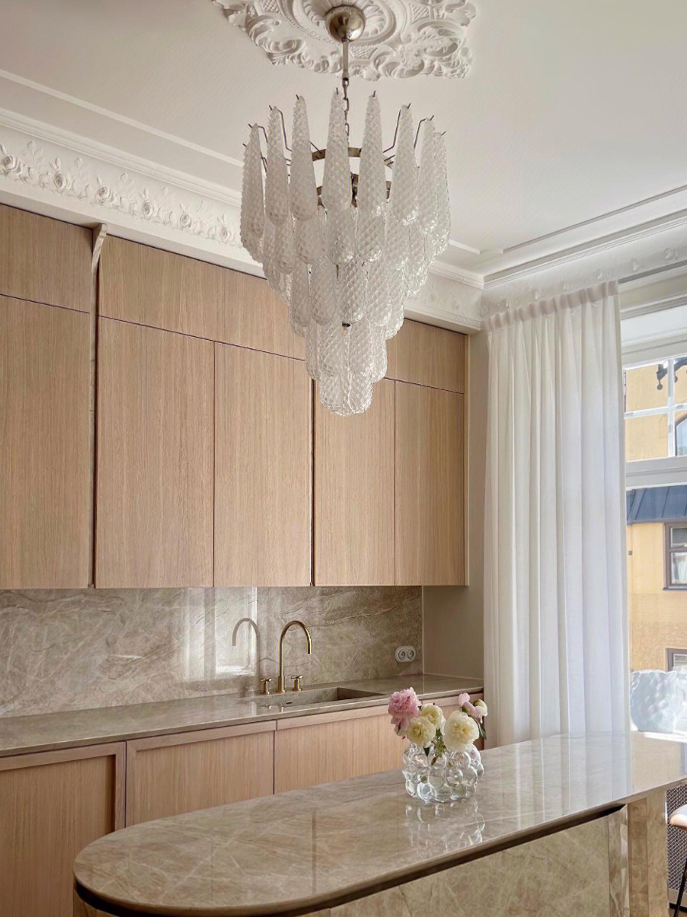 Zemaryra Glass Chandelier-Neutral Decor