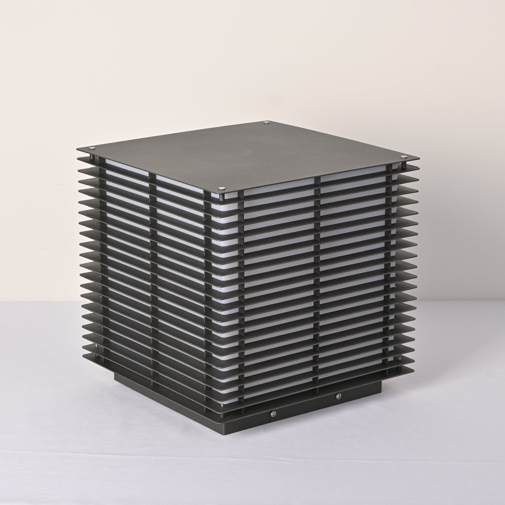 Cubra Grid Post Outdoor Light-Neutral Decor