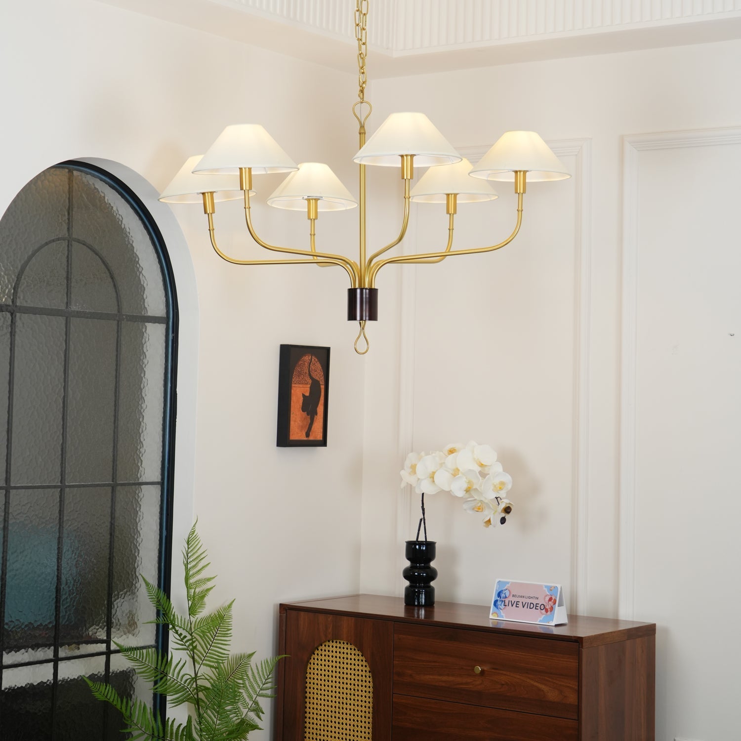 Bilt Classic Brass Tail Chandelier-Neutral Decor