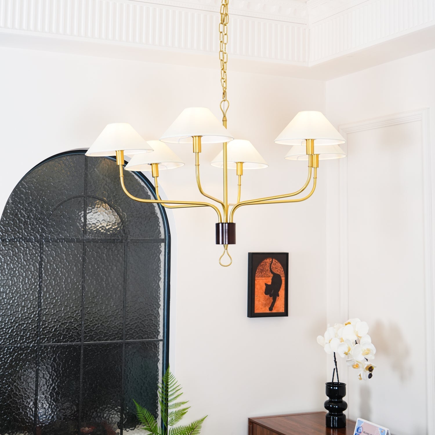 Bilt Classic Brass Tail Chandelier-Neutral Decor