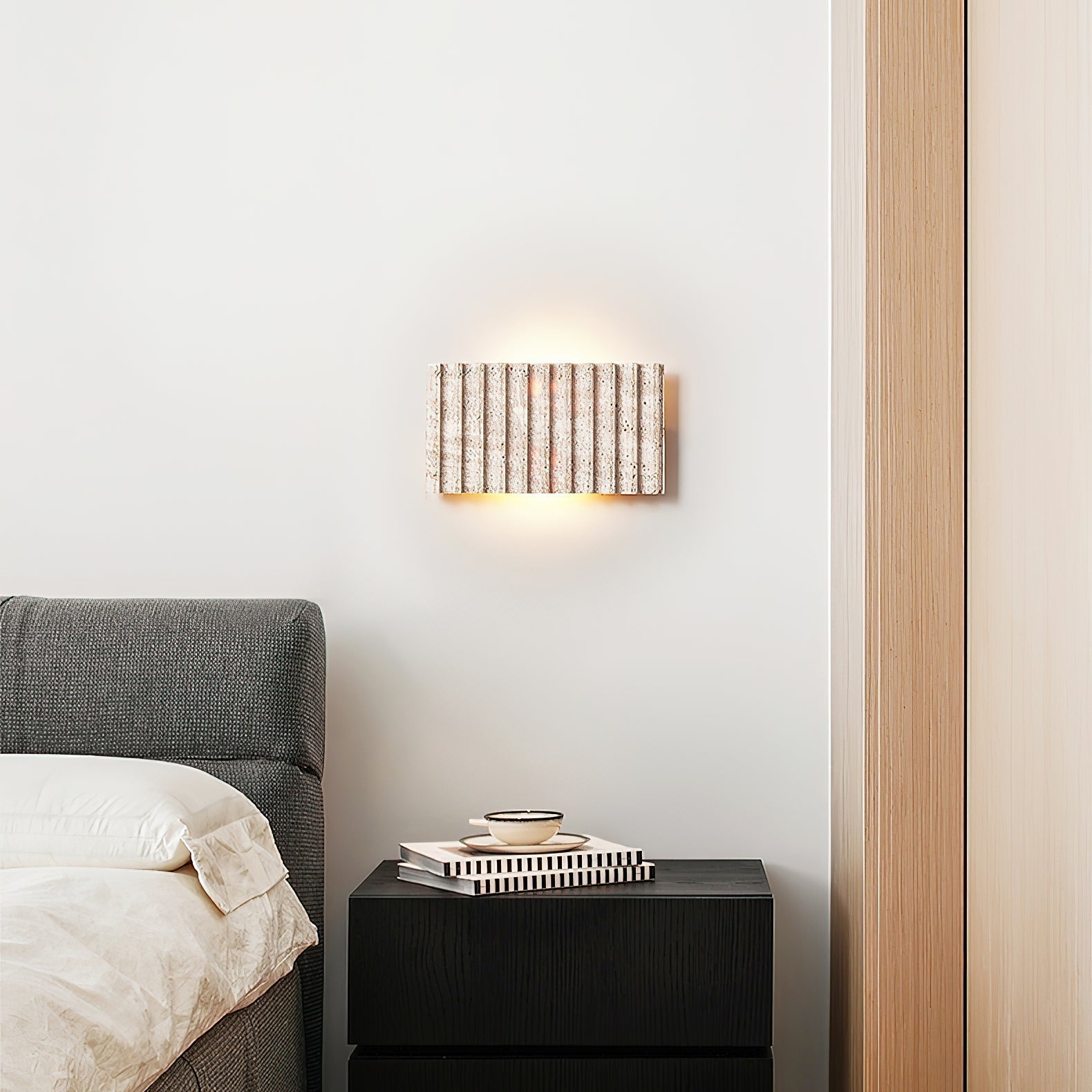 Ridge Wall Lamp