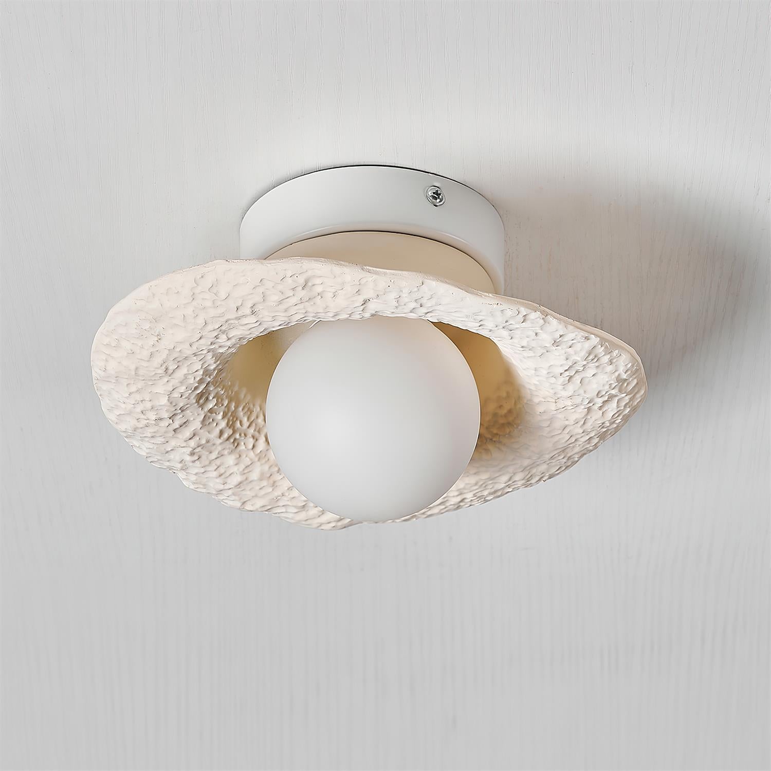 Nivra  Hat Ceiling Light