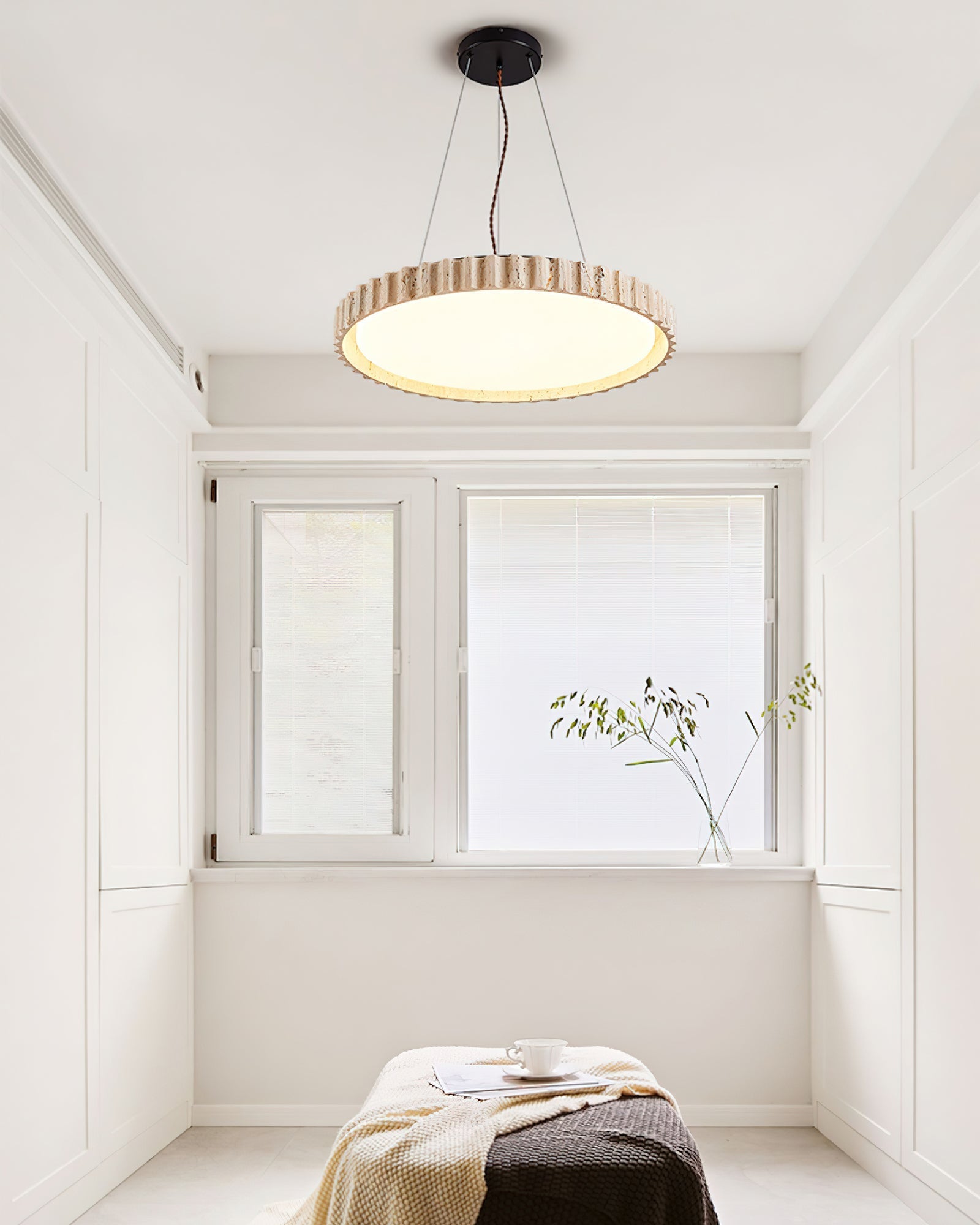 Elvenis Circular Travertine Pendant Light-Neutral Decor
