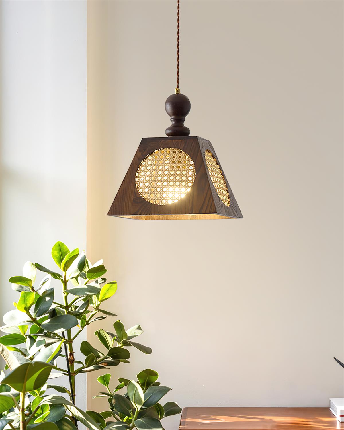 Cedric Pendant Light