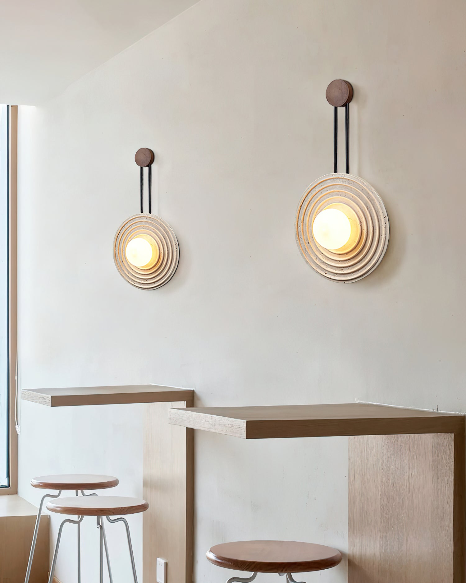Isoror Spiral-Ring Travertine Wall Light-Neutral Decor