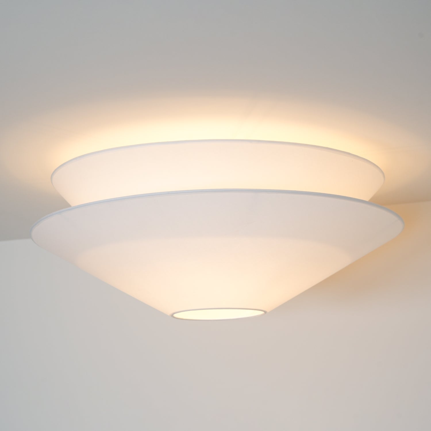 Ealo Nordic Art Fabric Flushmount Ceiling Light-Neutral Decor