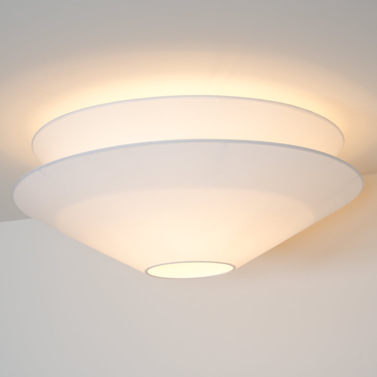 Ealo Nordic Art Fabric Flushmount Ceiling Light-Neutral Decor