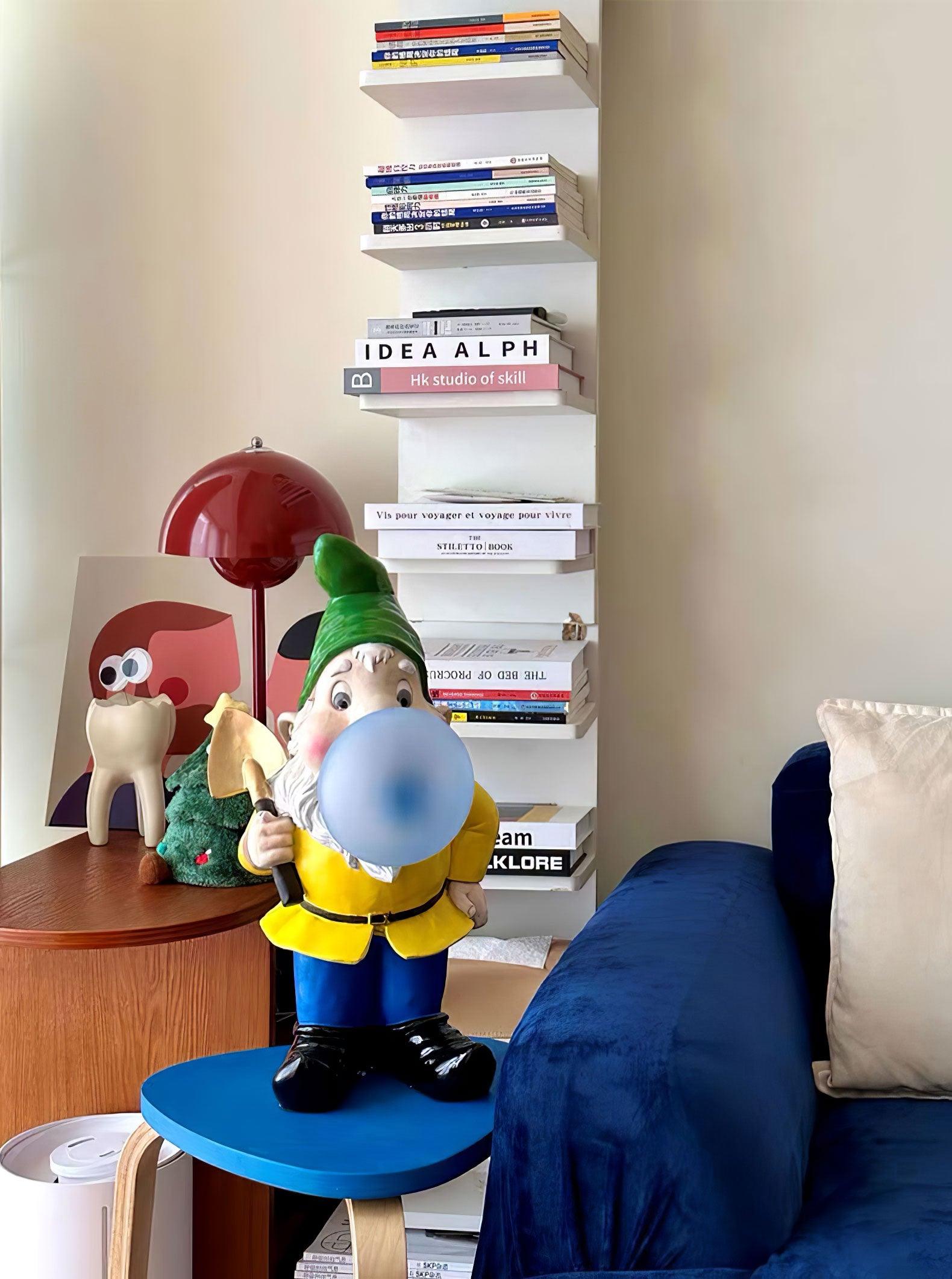 Brisa Resin Playful Table Lamp-Neutral Decor