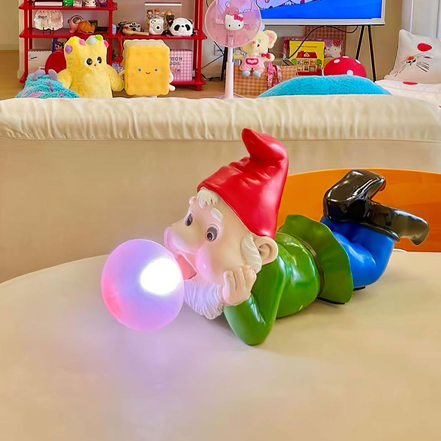 Brisa Resin Playful Table Lamp-Neutral Decor