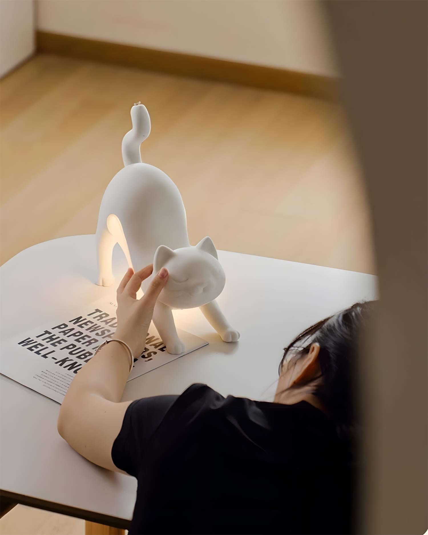 Milo Table Light
