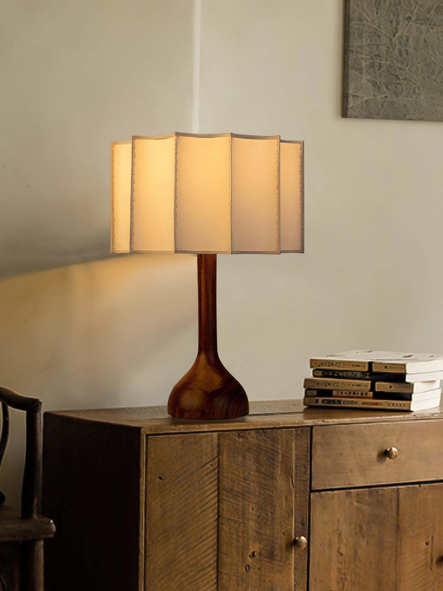 Livenq Wood Fabric Retro Table Lamp-Neutral Decor