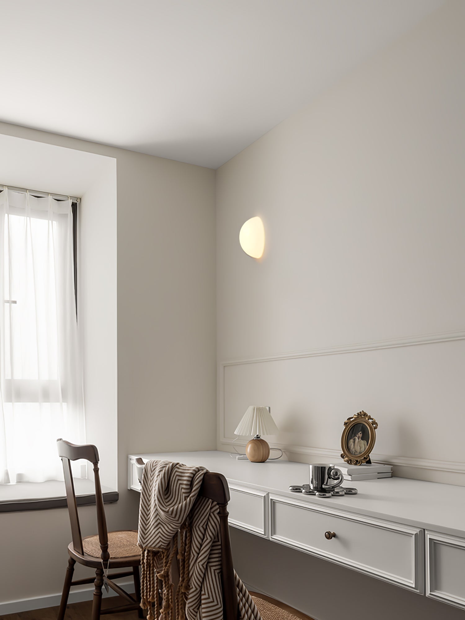 Vesilis Modern Minimalist Glass Wall Lamp-Neutral Decor