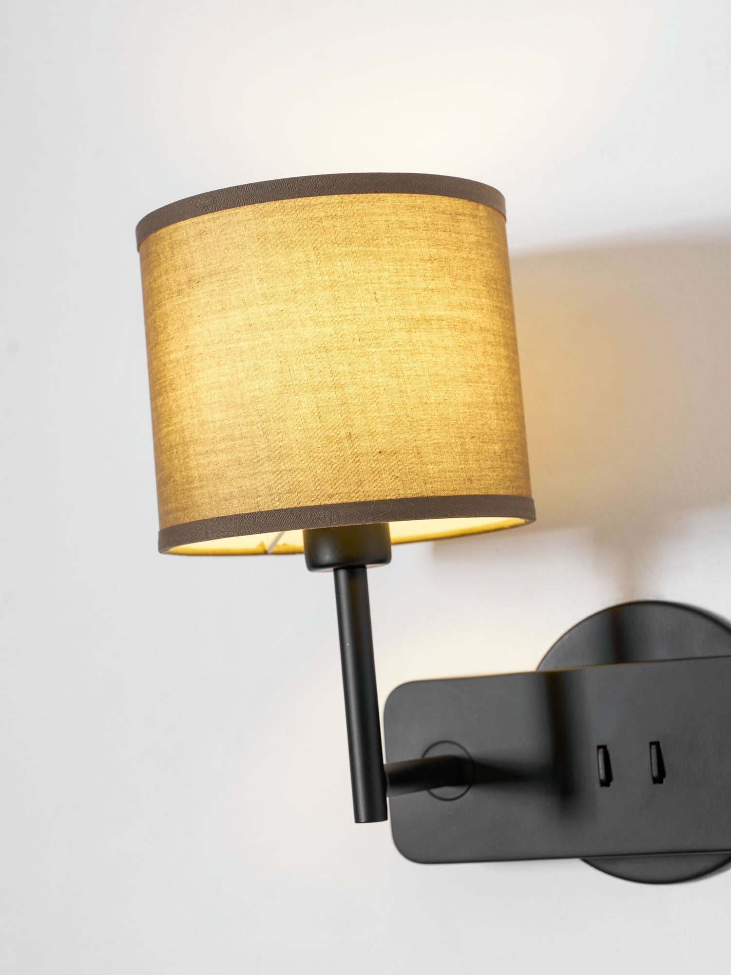 Clara Wall Sconce